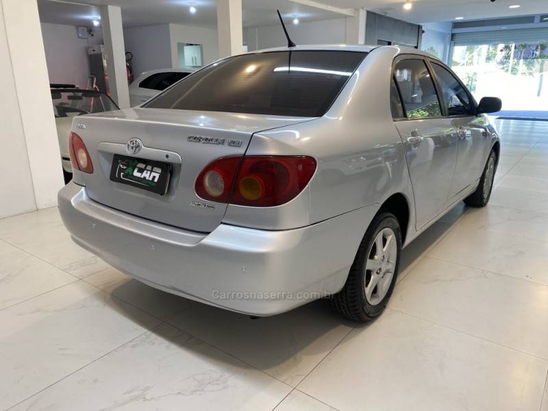 TOYOTA - COROLLA 1.8 XEI 16V GASOLINA 4P AUTOMÁTICO - 2002/2003 - Prata - R$ 36.900,00