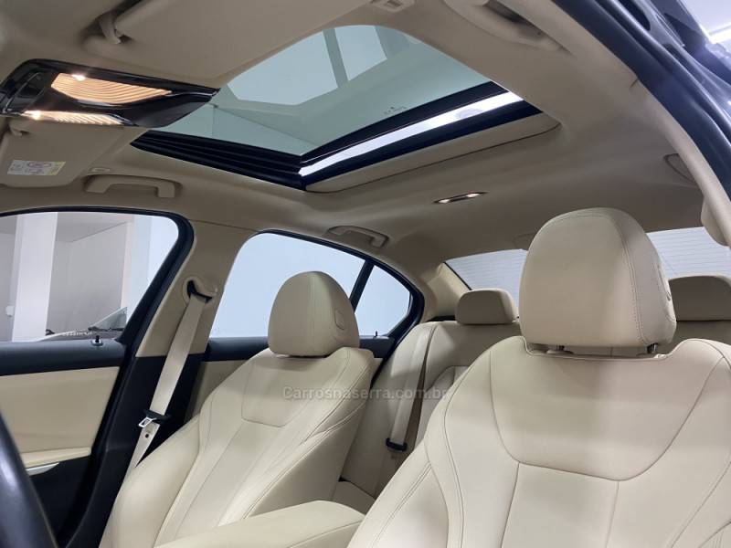 BMW - 320I 2.0 SPORT GP 16V TURBO ACTIVE FLEX 4P AUTOMÁTICO - 2019/2020 - Preta - R$ 199.900,00