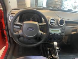 FORD - KA 1.0 MPI CLASS 8V FLEX 2P MANUAL - 2013/2013 - Vermelha - R$ 33.900,00