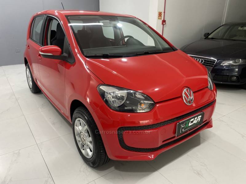 VOLKSWAGEN - UP 1.0 MPI MOVE UP 12V FLEX 2P MANUAL - 2014/2015 - Vermelha - R$ 44.900,00