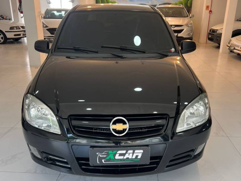 CHEVROLET - CELTA 1.0 MPFI SPIRIT 8V FLEX 4P MANUAL - 2009/2010 - Preta - R$ 21.900,00
