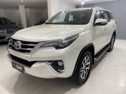 TOYOTA - HILUX SW4 2.8 SRX 4X4 16V TURBO INTERCOOLER DIESEL 4P AUTOMÁTICO - 2016/2016 - Branca - R$ 212.900,00