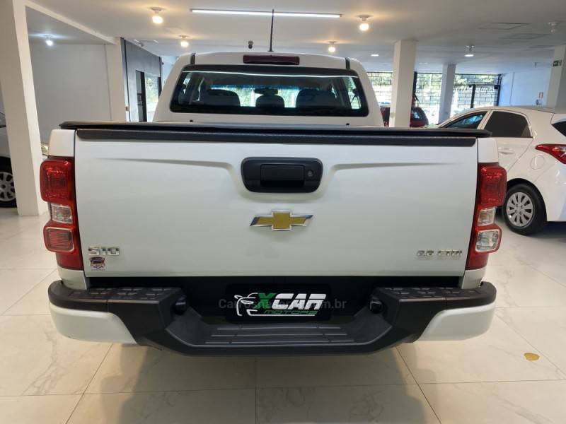 CHEVROLET - S10 2.8 LS 4X4 CD 16V TURBO DIESEL 4P MANUAL - 2022/2023 - Branca - R$ 155.900,00