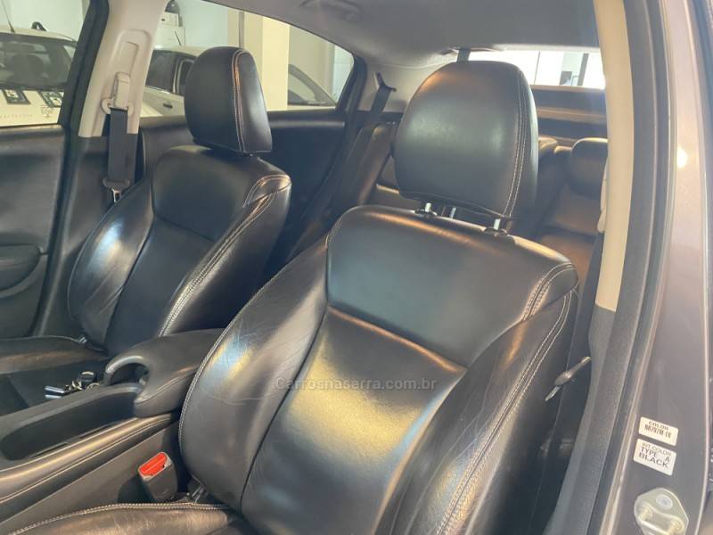 HONDA - HR-V 1.8 16V FLEX EX 4P AUTOMÁTICO - 2015/2016 - Cinza - R$ 88.900,00