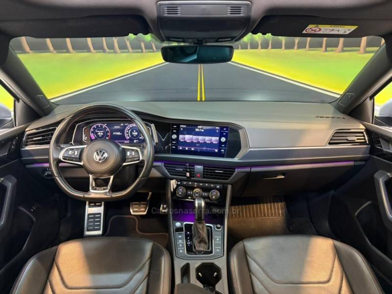 VOLKSWAGEN - JETTA 2.0 16V TSI GLI 350 GASOLINA 4P AUTOMÁTICO - 2020/2020 - Prata - R$ 163.900,00