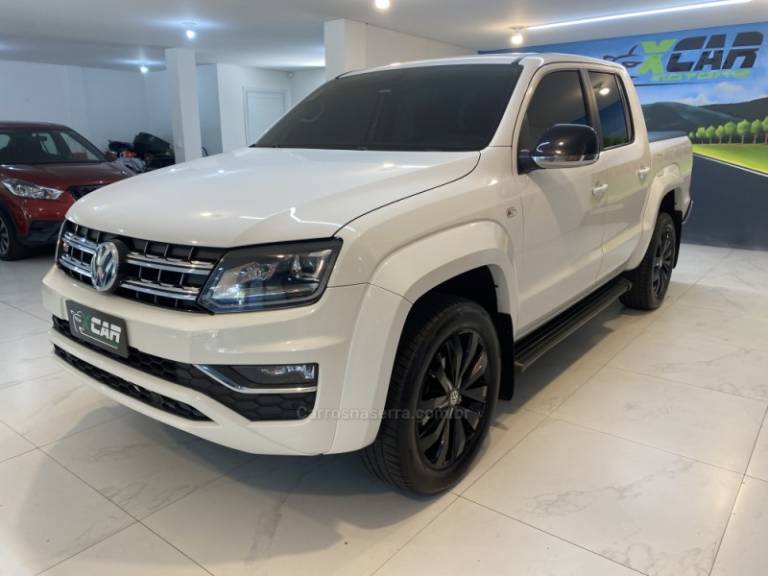 VOLKSWAGEN - AMAROK 3.0 V6 TDI HIGHLINE CD DIESEL 4MOTION AUTOMÁTICO - 2021/2021 - Branca - R$ 168.900,00