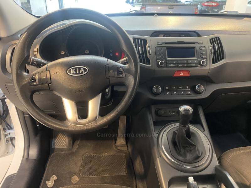 KIA MOTORS - SPORTAGE 2.0 LX 4X2 16V FLEX 4P MANUAL - 2011/2011 - Branca - Sob Consulta
