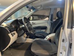 MITSUBISHI - L200 TRITON 3.2 GL 4X4 CD 16V TURBO INTERCOLER DIESEL 4P MANUAL - 2012/2013 - Prata - R$ 107.900,00
