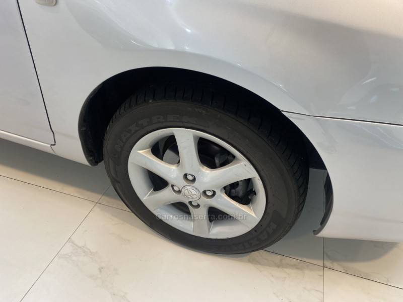 TOYOTA - COROLLA 1.8 XEI 16V GASOLINA 4P MANUAL - 2002/2003 - Prata - R$ 35.900,00