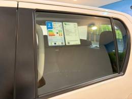 TOYOTA - HILUX 2.8 SR 4X4 CD 16V DIESEL 4P AUTOMÁTICO - 2023/2024 - Branca - R$ 235.900,00