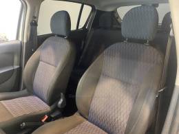 RENAULT - SANDERO 1.6 EXPRESSION 16V FLEX 4P MANUAL - 2015/2015 - Prata - R$ 43.900,00