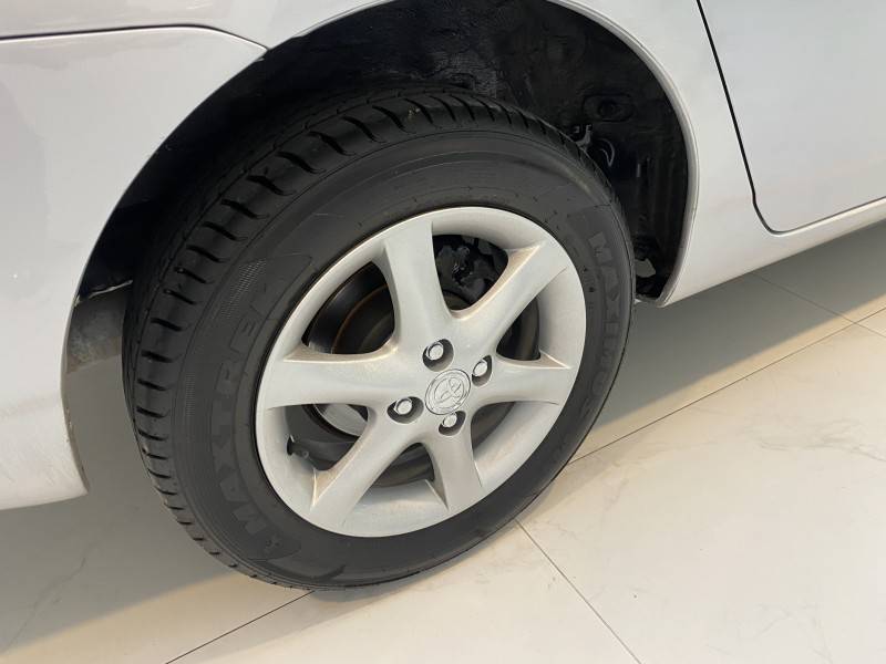 TOYOTA - COROLLA 1.8 XEI 16V GASOLINA 4P AUTOMÁTICO - 2002/2003 - Prata - R$ 36.900,00