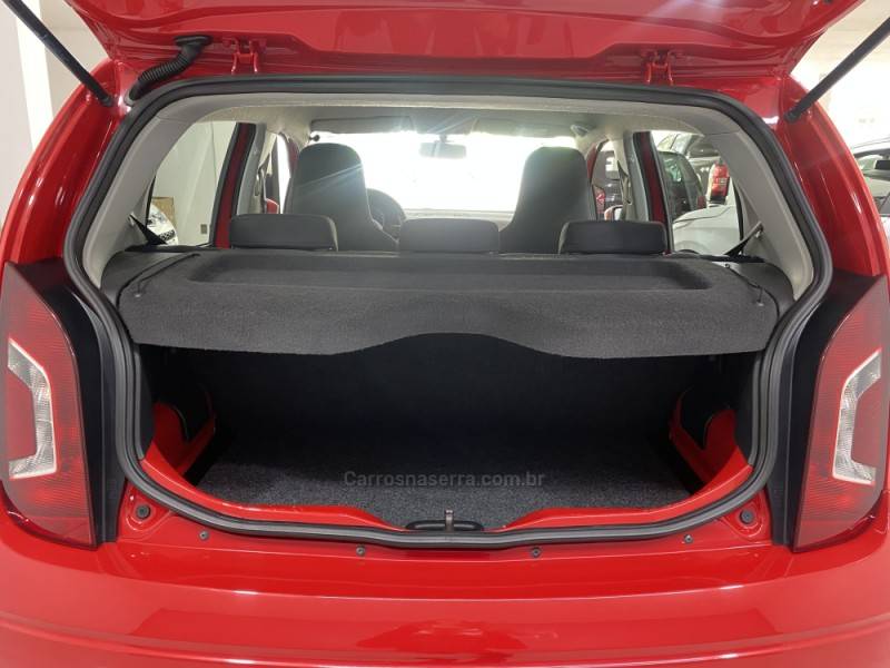 VOLKSWAGEN - UP 1.0 MPI MOVE UP 12V FLEX 2P MANUAL - 2014/2015 - Vermelha - R$ 44.900,00