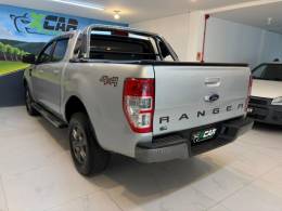 FORD - RANGER 2.2 XLS 4X4 CD 16V DIESEL 4P AUTOMÁTICO - 2019/2019 - Prata - R$ 132.900,00