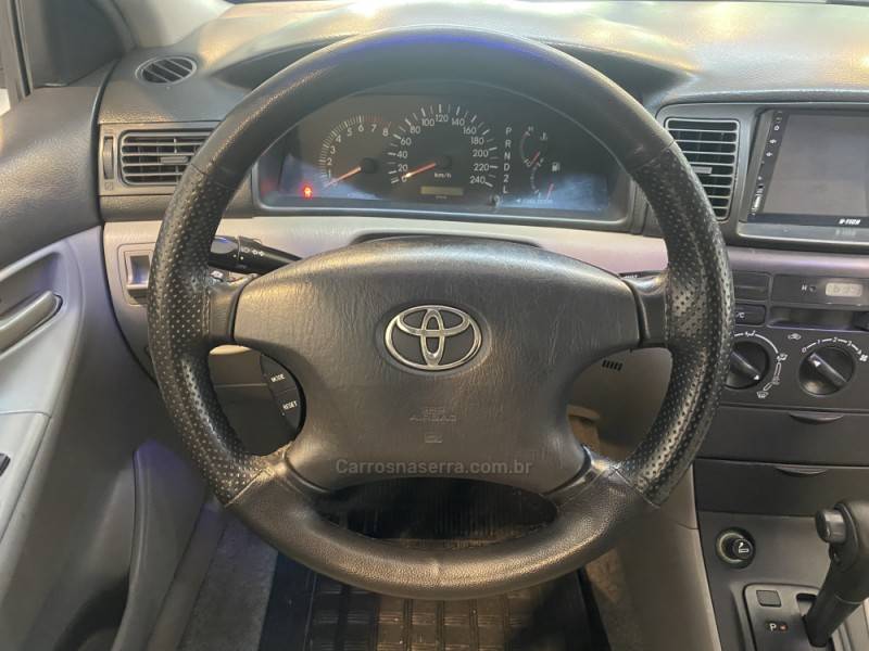 TOYOTA - COROLLA 1.8 XEI 16V GASOLINA 4P MANUAL - 2002/2003 - Prata - R$ 35.900,00
