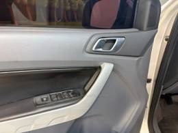 FORD - RANGER 2.2 XLS 4X4 CD 16V DIESEL 4P AUTOMÁTICO - 2014/2014 - Prata - R$ 104.900,00