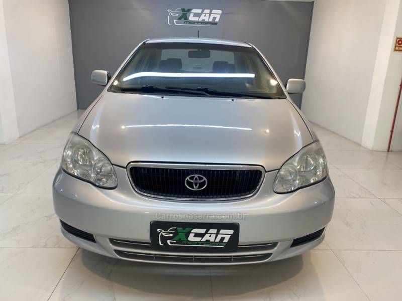TOYOTA - COROLLA 1.8 XEI 16V GASOLINA 4P MANUAL - 2002/2003 - Prata - R$ 35.900,00