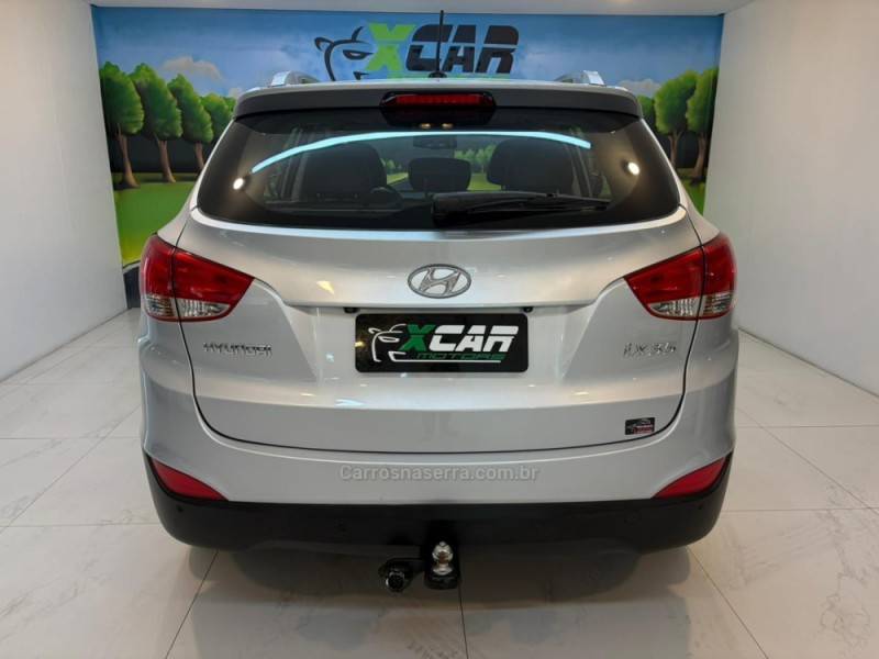 HYUNDAI - IX35 2.0 MPFI GLS 16V FLEX 4P AUTOMÁTICO - 2011/2012 - Prata - R$ 63.900,00