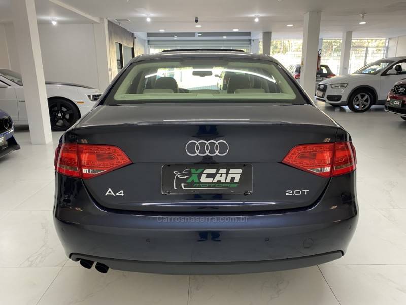 AUDI - A4 2.0 TFSI AMBIENTE 183CV GASOLINA 4P MULTITRONIC - 2012/2012 - Azul - R$ 67.900,00