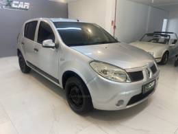 RENAULT - SANDERO 1.0 EXPRESSION 16V FLEX 4P MANUAL - 2011/2011 - Prata - R$ 30.900,00