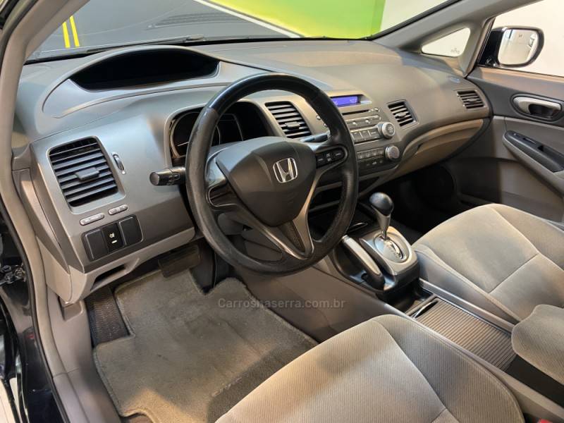 HONDA - CIVIC 1.8 LXS 16V GASOLINA 4P AUTOMÁTICO - 2010/2010 - Preta - R$ 57.900,00
