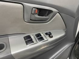 TOYOTA - HILUX 3.0 SR 4X4 CD 16V TURBO INTERCOOLER DIESEL 4P AUTOMÁTICO - 2011/2012 - Branca - R$ 119.900,00