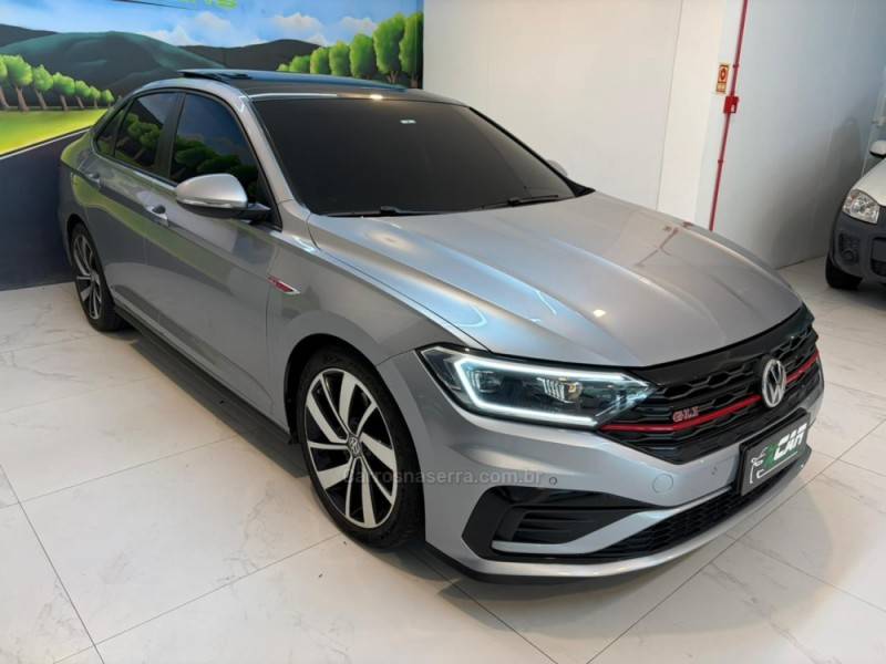 VOLKSWAGEN - JETTA 2.0 16V TSI GLI 350 GASOLINA 4P AUTOMÁTICO - 2020/2020 - Prata - R$ 163.900,00