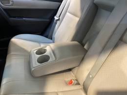 TOYOTA - COROLLA 2.0 XEI 16V FLEX 4P AUTOMÁTICO - 2017/2017 - Vermelha - R$ 93.900,00