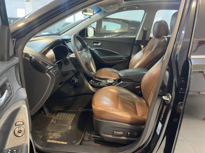 HYUNDAI - SANTA FÉ 3.5 MPFI GLS V6 24V 285CV GASOLINA 4P AUTOMÁTICO - 2014/2015 - Preta - R$ 94.900,00