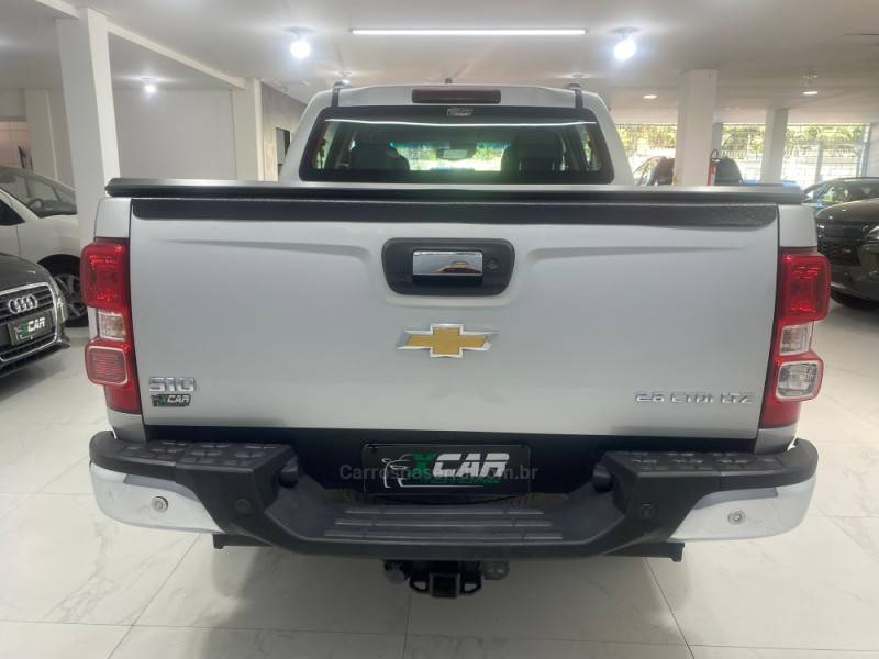 CHEVROLET - S10 2.8 LTZ 4X4 CD 16V TURBO DIESEL 4P AUTOMÁTICO - 2018/2019 - Prata - R$ 154.900,00