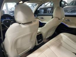 BMW - 320I 2.0 SPORT GP 16V TURBO ACTIVE FLEX 4P AUTOMÁTICO - 2019/2020 - Preta - R$ 199.900,00