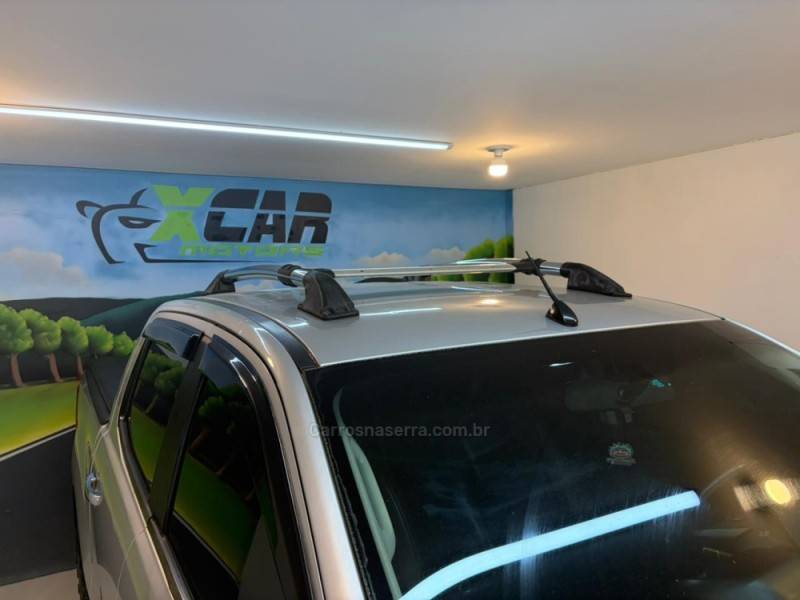 FORD - RANGER 2.2 XLS 4X4 CD 16V DIESEL 4P AUTOMÁTICO - 2014/2014 - Prata - R$ 104.900,00