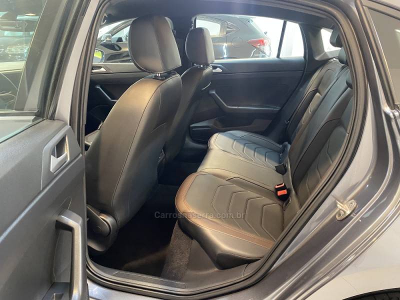 VOLKSWAGEN - VIRTUS 1.0 200 TSI HIGHLINE AUTOMÁTICO - 2023/2023 - Cinza - R$ 118.900,00