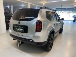RENAULT - DUSTER 1.6 EXPRESSION 4X2 16V FLEX 4P MANUAL - 2019/2020 - Prata - R$ 74.900,00