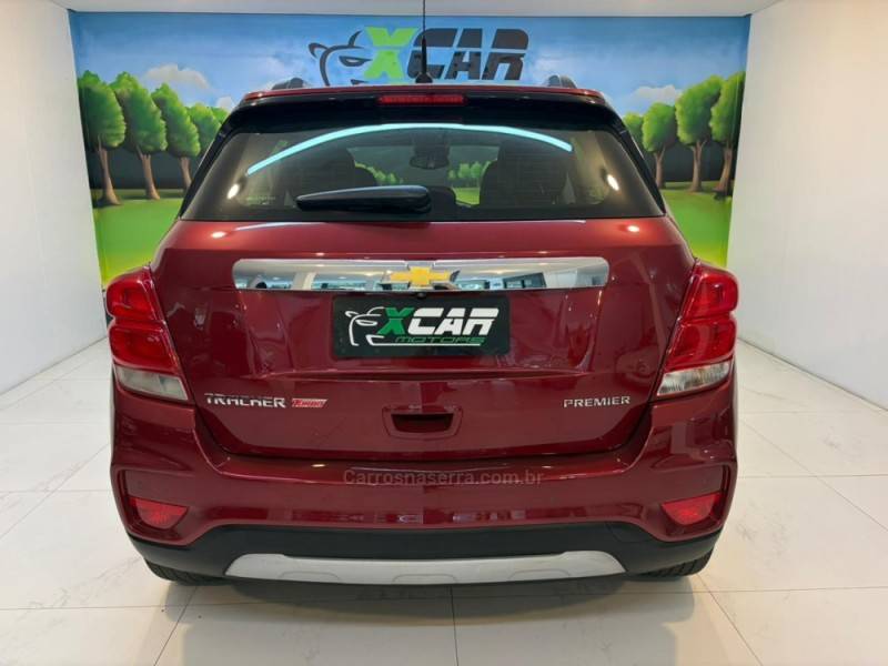 CHEVROLET - TRACKER 1.4 16V PREMIER TURBO FLEX 4P AUTOMÁTICO - 2019/2019 - Vermelha - R$ 86.900,00
