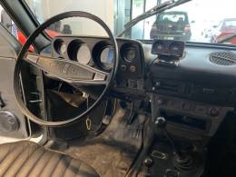 LADA - NIVA 1.6 4X4 GASOLINA 2P MANUAL - 1993/1993 - Verde - R$ 29.900,00