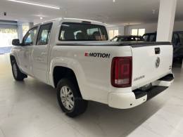 VOLKSWAGEN - AMAROK 2.0 SE 4X4 CD 16V TURBO INTERCOOLER DIESEL 4P MANUAL - 2017/2018 - Branca - R$ 99.900,00