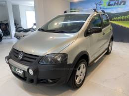 VOLKSWAGEN - CROSSFOX 1.6 MI FLEX 8V 4P MANUAL - 2008/2009 - Bege - R$ 35.900,00