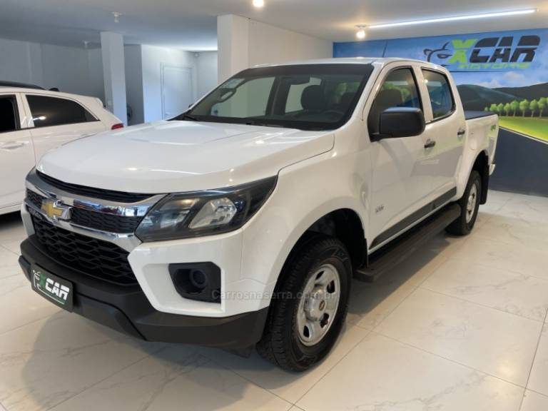 CHEVROLET - S10 2.8 LS 4X4 CD 16V TURBO DIESEL 4P MANUAL - 2022/2023 - Branca - R$ 155.900,00
