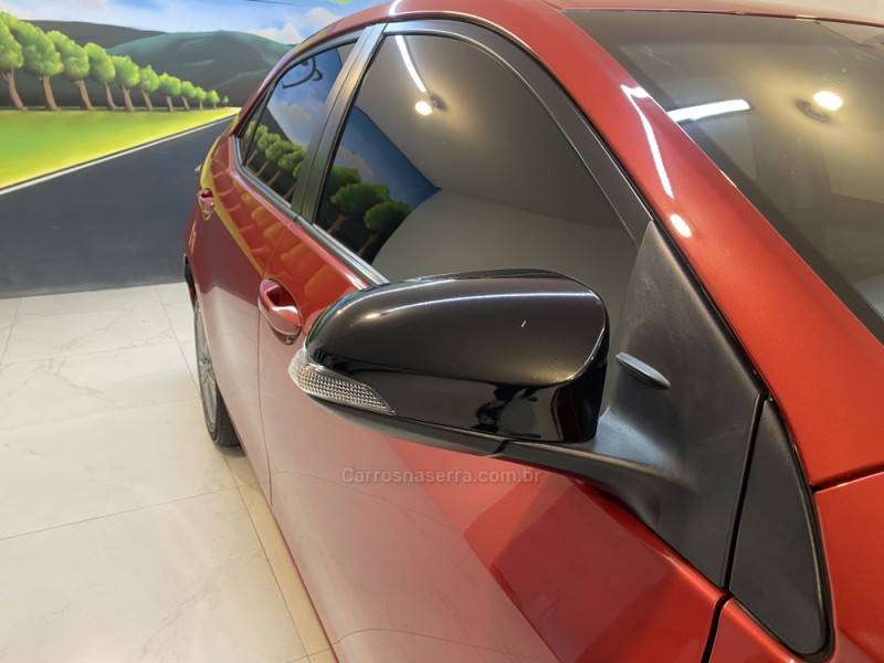 TOYOTA - COROLLA 2.0 XEI 16V FLEX 4P AUTOMÁTICO - 2017/2017 - Vermelha - R$ 93.900,00