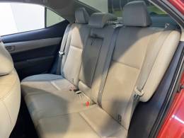 TOYOTA - COROLLA 2.0 XEI 16V FLEX 4P AUTOMÁTICO - 2017/2017 - Vermelha - R$ 93.900,00