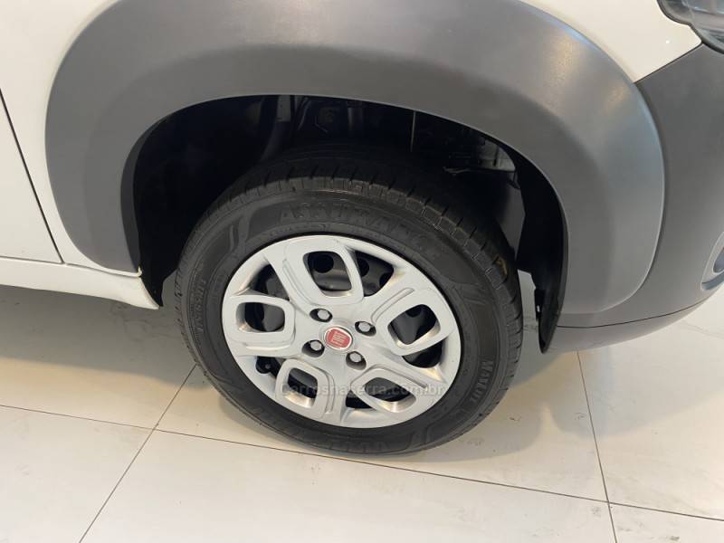 FIAT - UNO 1.4 WAY 8V FLEX 4P MANUAL - 2014/2014 - Branca - R$ 38.900,00