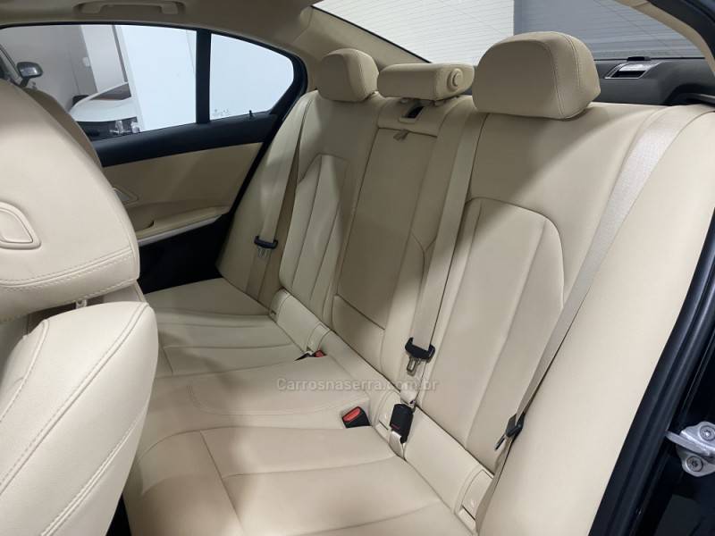BMW - 320I 2.0 SPORT GP 16V TURBO ACTIVE FLEX 4P AUTOMÁTICO - 2019/2020 - Preta - R$ 199.900,00