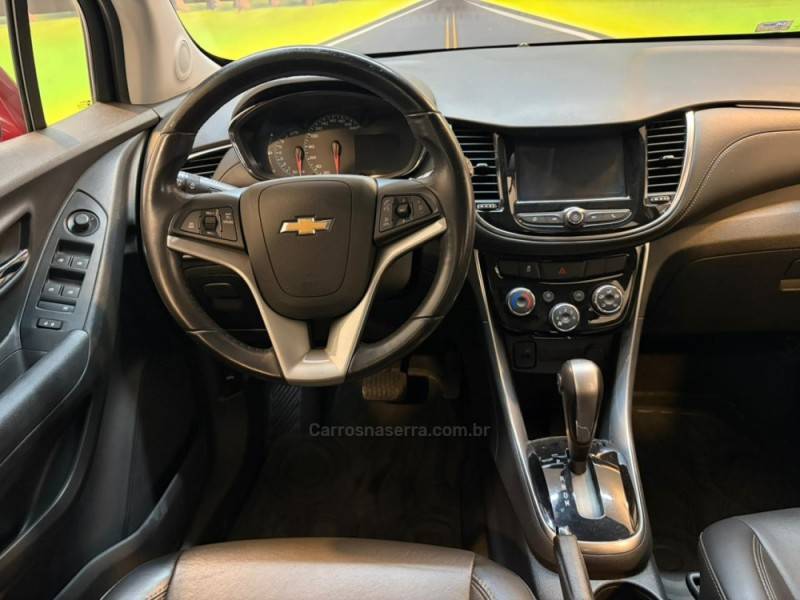 CHEVROLET - TRACKER 1.4 16V PREMIER TURBO FLEX 4P AUTOMÁTICO - 2019/2019 - Vermelha - R$ 86.900,00