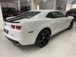 CHEVROLET - CAMARO 6.2 SS COUPÉ V8 GASOLINA 2P AUTOMÁTICO - 2011/2011 - Branca - R$ 204.900,00