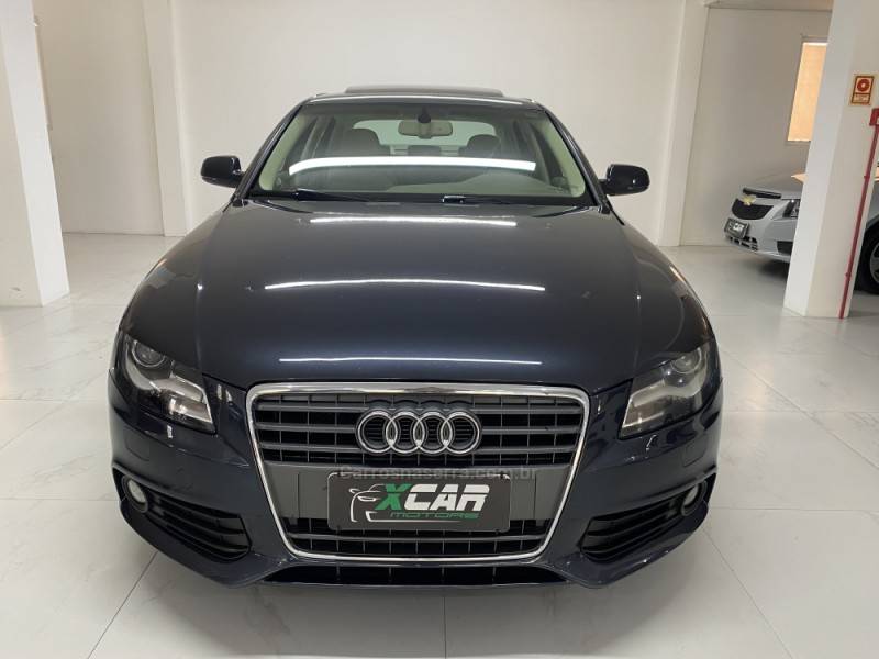 AUDI - A4 2.0 TFSI AMBIENTE 183CV GASOLINA 4P MULTITRONIC - 2012/2012 - Azul - R$ 67.900,00