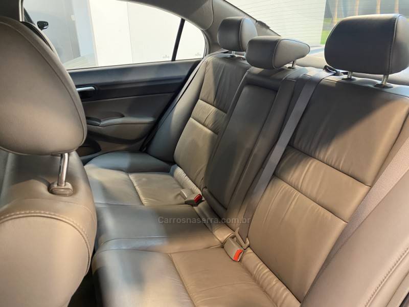 HONDA - CIVIC 1.8 LXL SE 16V FLEX 4P AUTOMÁTICO - 2011/2011 - Cinza - R$ 56.900,00