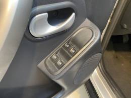 RENAULT - DUSTER 1.6 EXPRESSION 4X2 16V FLEX 4P MANUAL - 2019/2020 - Prata - R$ 74.900,00