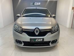 RENAULT - SANDERO 1.6 EXPRESSION 16V FLEX 4P MANUAL - 2015/2015 - Prata - R$ 43.900,00