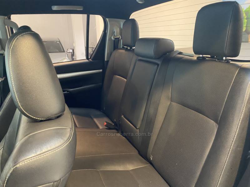 TOYOTA - HILUX 2.8 SRV 4X4 CD 16V DIESEL 4P AUTOMÁTICO - 2020/2020 - Branca - R$ 189.900,00